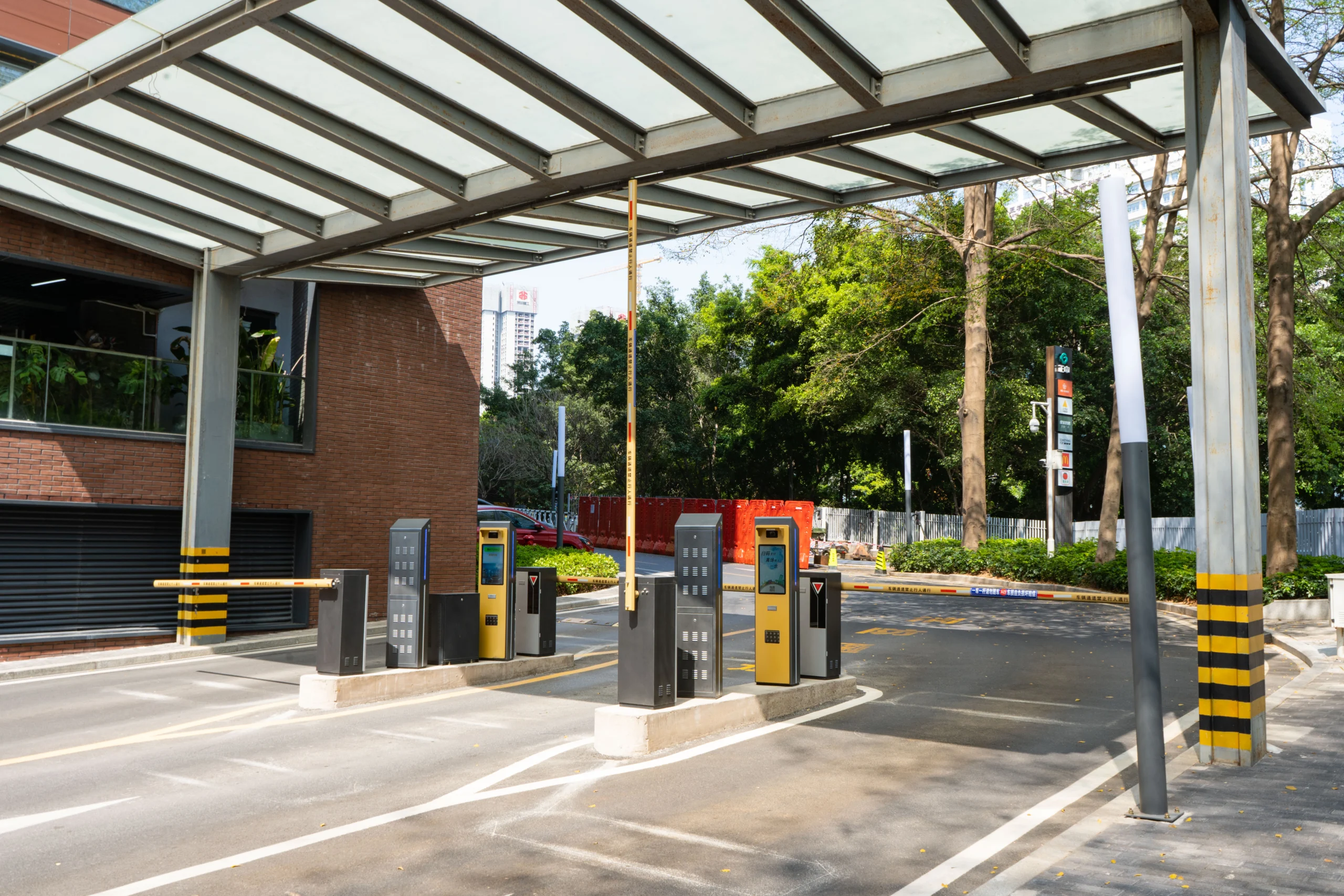 FUJICA smart parking system at Tongfang Information Harbor, Shenzhen